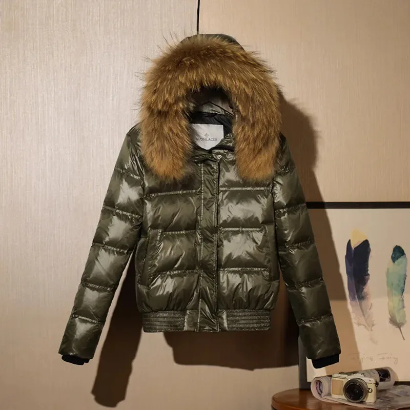 2025年ファッションジャケット レディース ショート丈 韓国版 新作 防寒 冬服 大きなウール襟付きコート 学生向け