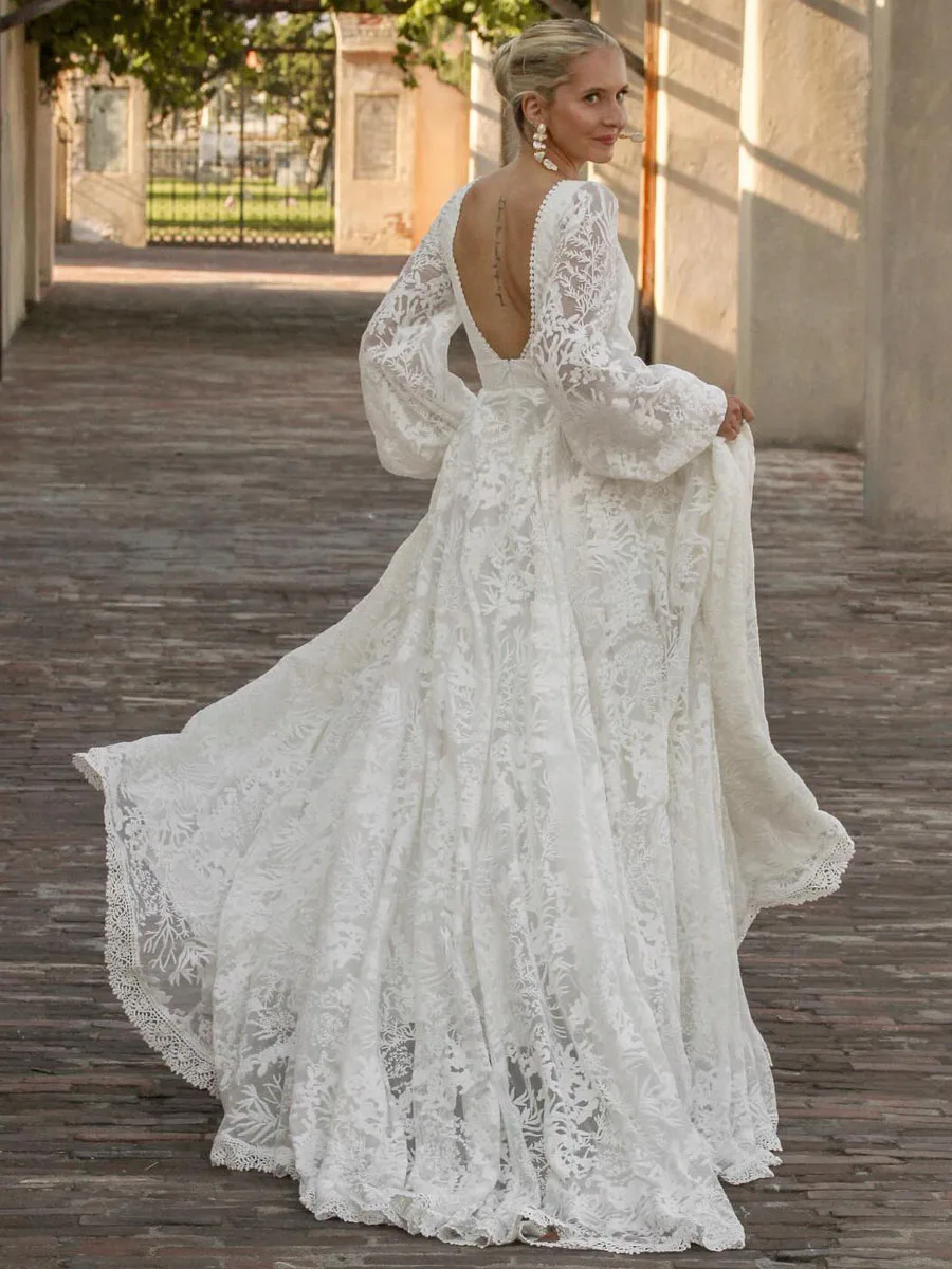 Graceful Wedding Dresses 2024 Scalloped Long Sleeve Vestido De Novia Lace Appliques Chapel Train Robe De Mariee