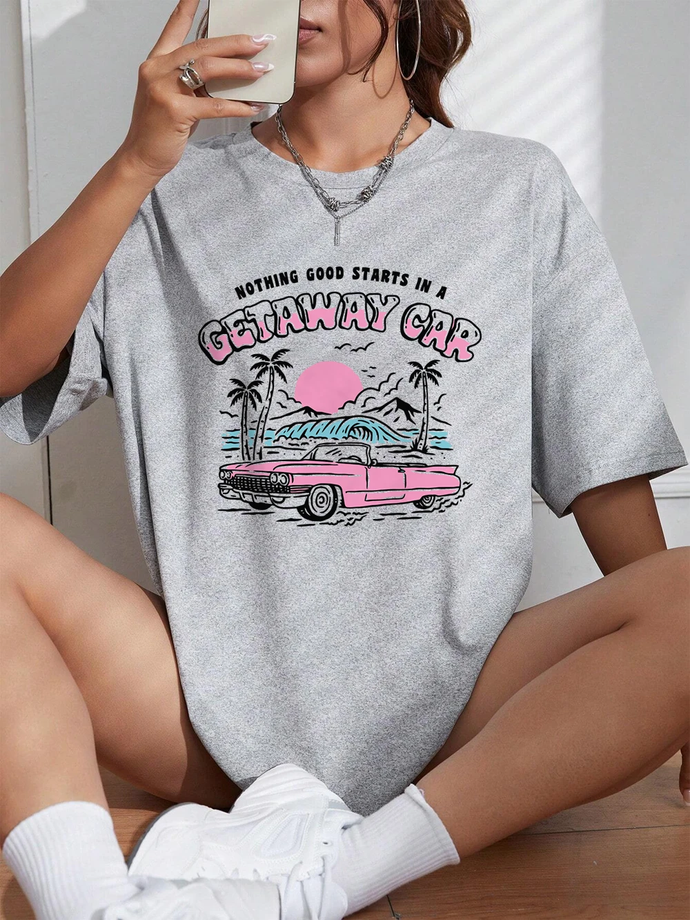 

Nothing Good Starts In A Getaway Gar Футболка с принтом Женская летняя хлопковая футболка Мягкие свободные топы с круглым вырезом Повседневная женская одежда