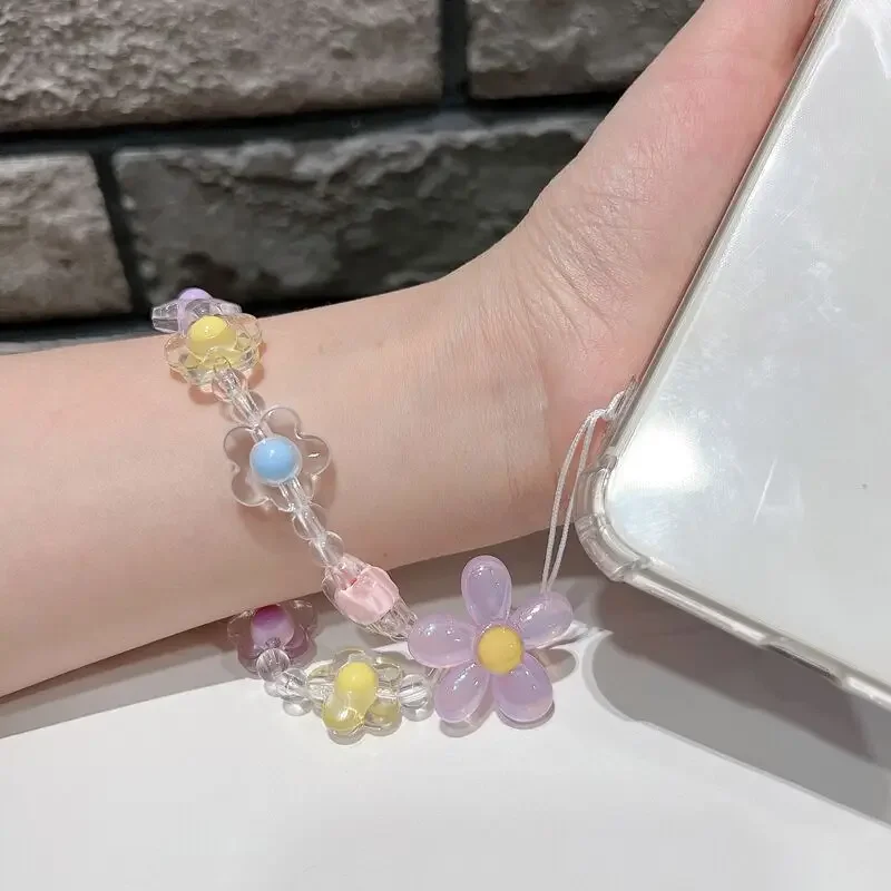 Charm Crystal Flower Beaded Phone Lanyard Wrist Strap Women Girls Fashion Cell Phone Chain For iPhone 11 12 13 14 Airpods Pro