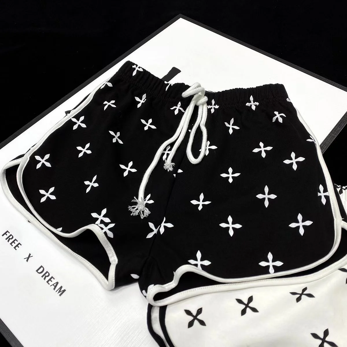 반바지 여성 패치 워크 꽃무늬 리넨 코튼 스위트 파스텔 프릴 귀여운 허리 신축성있는 허리띠 Cottagecore Daily Summer Trend