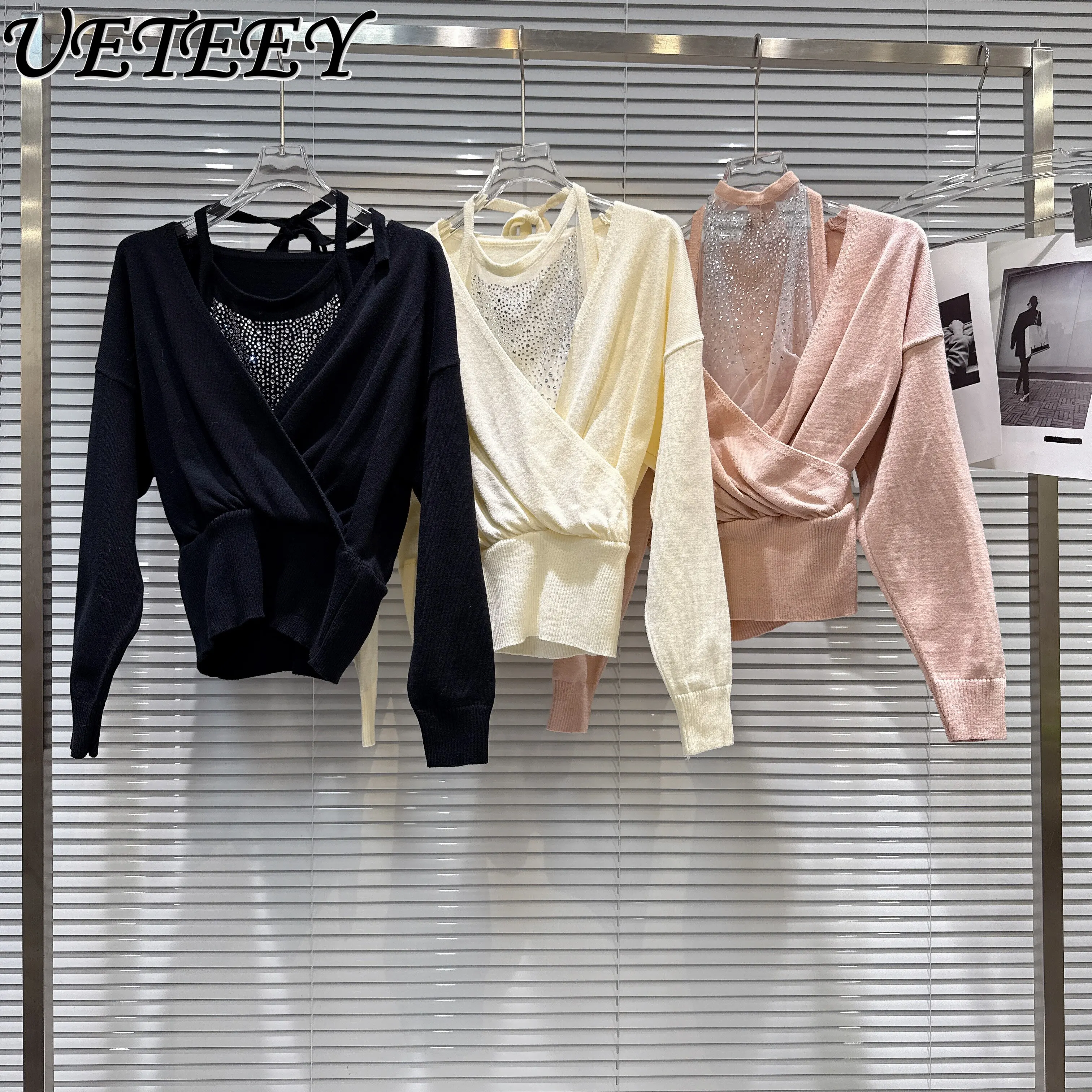 

Winter New Socialite Rhinestone Halter Fake Two-Piece Knitted Sweater Women Elastic Slim High-Waist Pullover Sweaters Outerwear