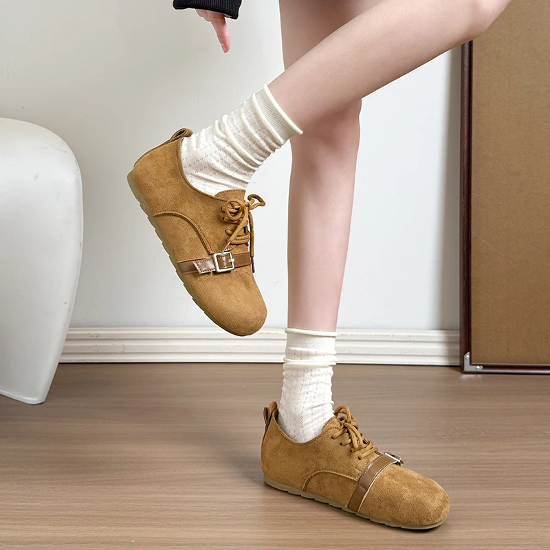 

Thick-soled Round-top Lace-up Leather Belt Buckle Versatile Comfortable Anti-slip Breathable and Wear-resistant Women's Shoes