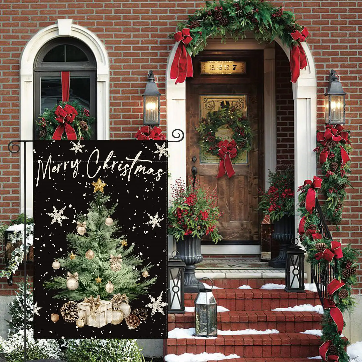 AVOIN colorlife Snowflake Merry Christmas Garden Flag 12x18 Inch Double Sided Outside, Winter Holiday Christmas Tree Yard Ou jjp