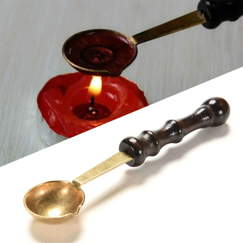 

Retro Wood Handle Brass Spoon DIY Tools For Melt Wax Melted Dissolve Seal Stamp Envelope Letter Craft (9.3cm)