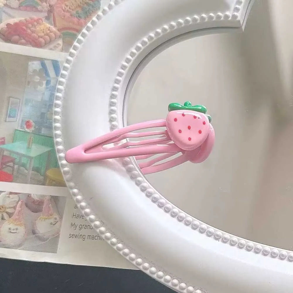 Horquilla de fresa bonita para mujer y niña, pinzas para el cabello rosas encantadoras, Clips para flequillo, Clip BB a presión, accesorios para el cabello, 1 unidad