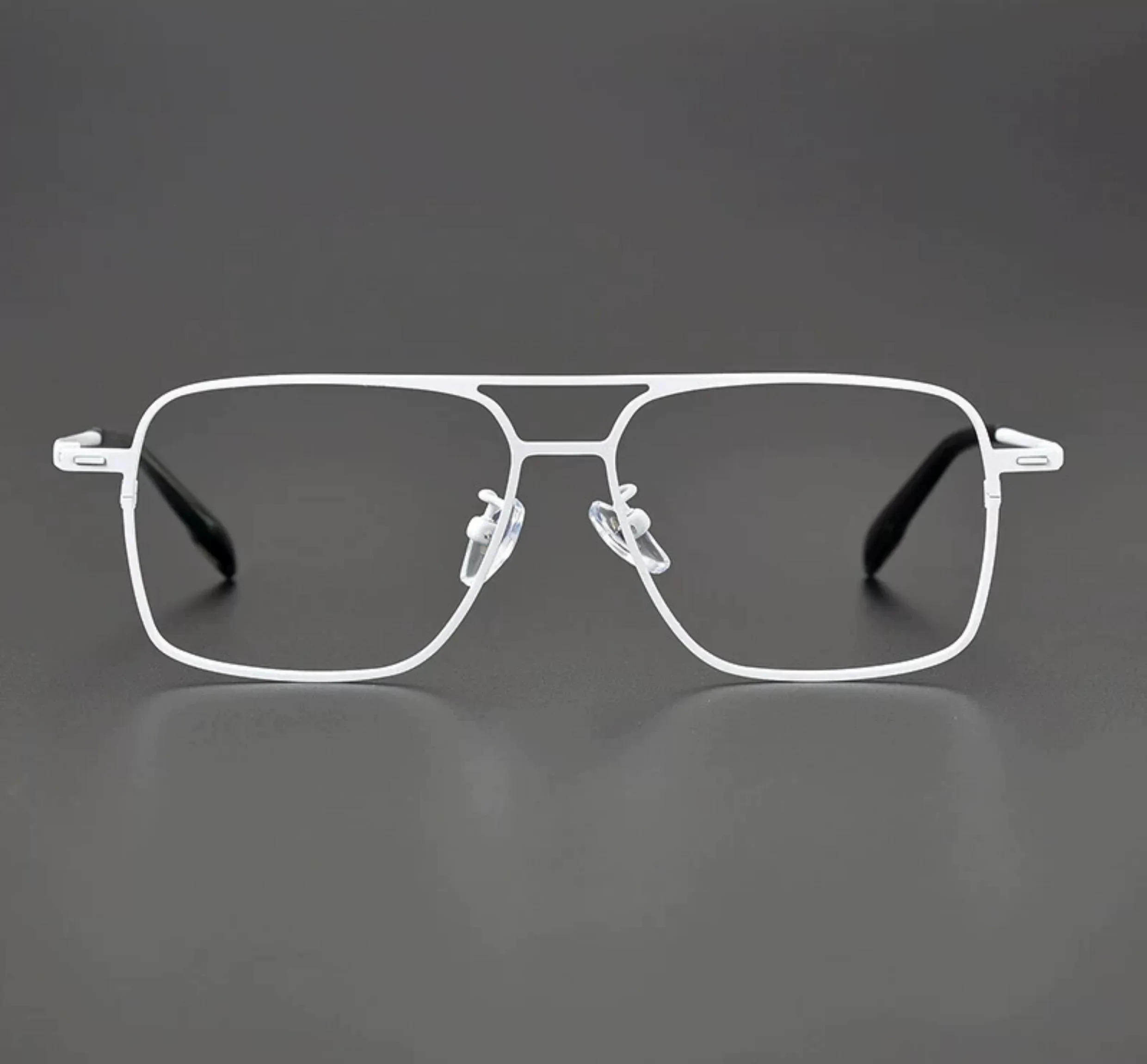 Retro square eyeglass frame for men, ultra light pure titanium eyeglass frame for women, can be paired with prescription glasses