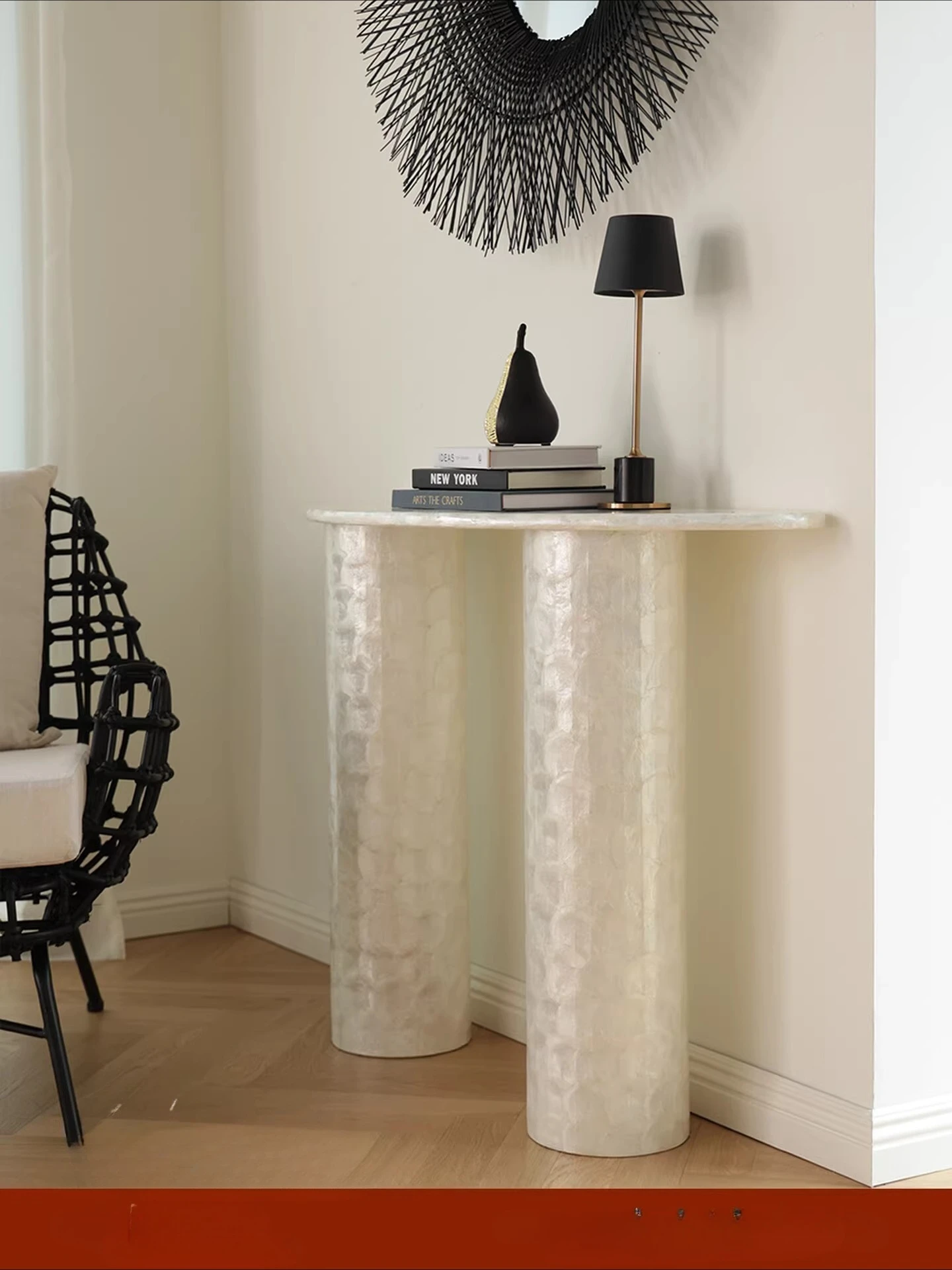 Home Furnishing New Chinese Mermaid Nanyang Semicircular Shell Art Creative Entrance Counter Table
