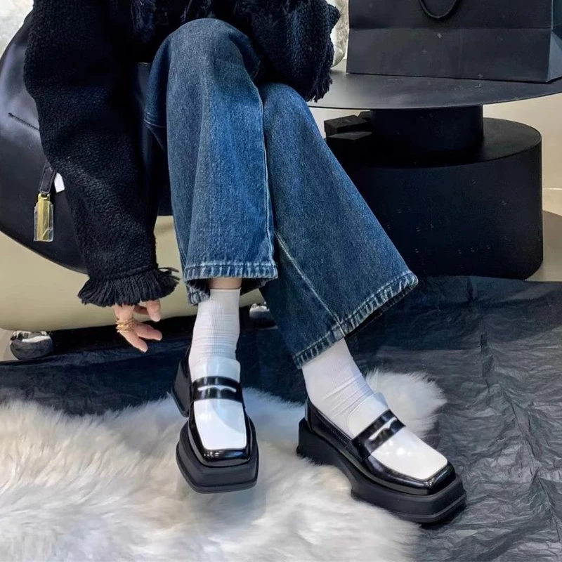 

Женские лоферы с квадратным носком на толстой подошве, весна-осень 2023, лакированная кожа, туфли без шнуровки в японском стиле, модная обувь