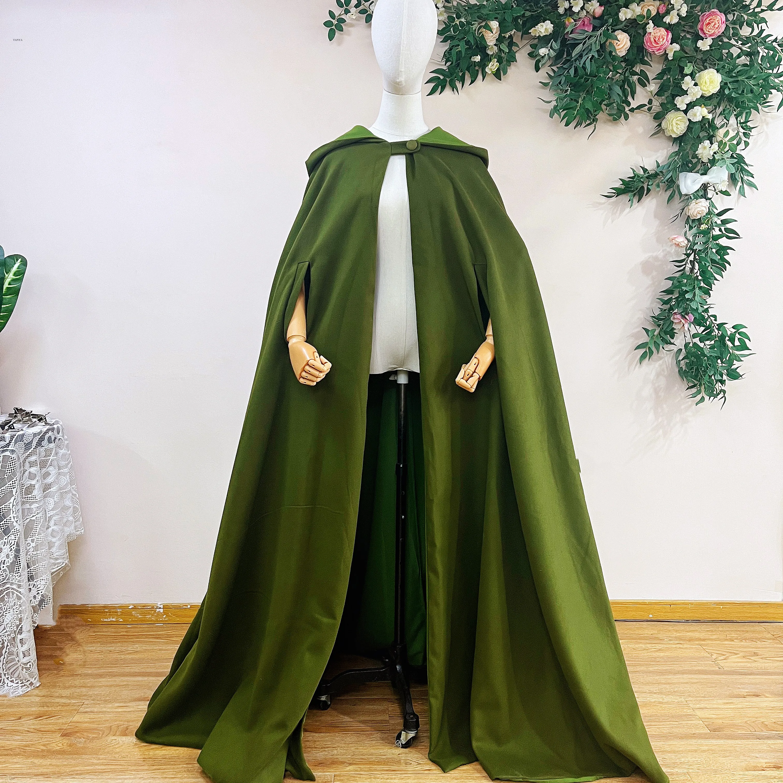 Floor Length Heavy Woolen Cape Dark Green Cloak Autumn Winter Coats From Shoulder To Floor 1.5m Long Custom Size and Color