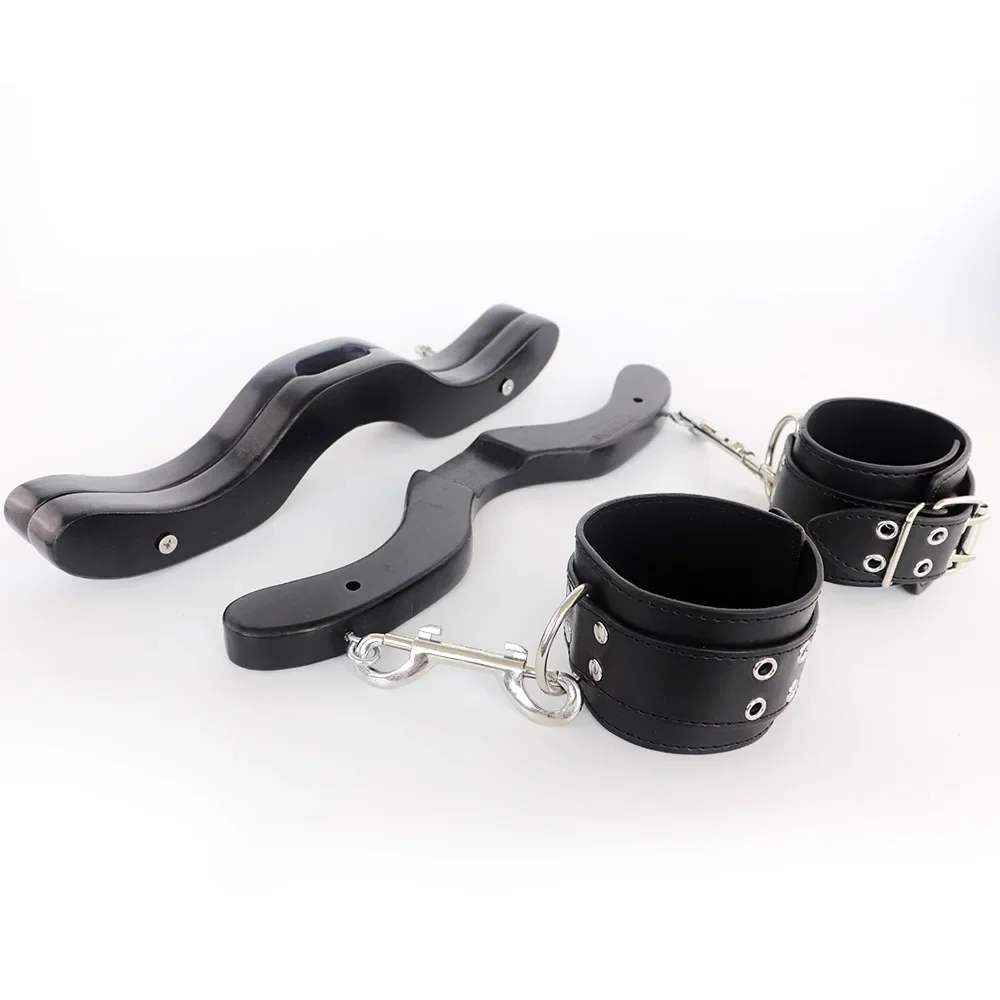 

BDSM Bondage Kit Handcuffs Ankle Cuff CBT Cock Rings Penis Cage Testicle Scrotal Clip Restraints Adult Erotic Sex Toys for Men