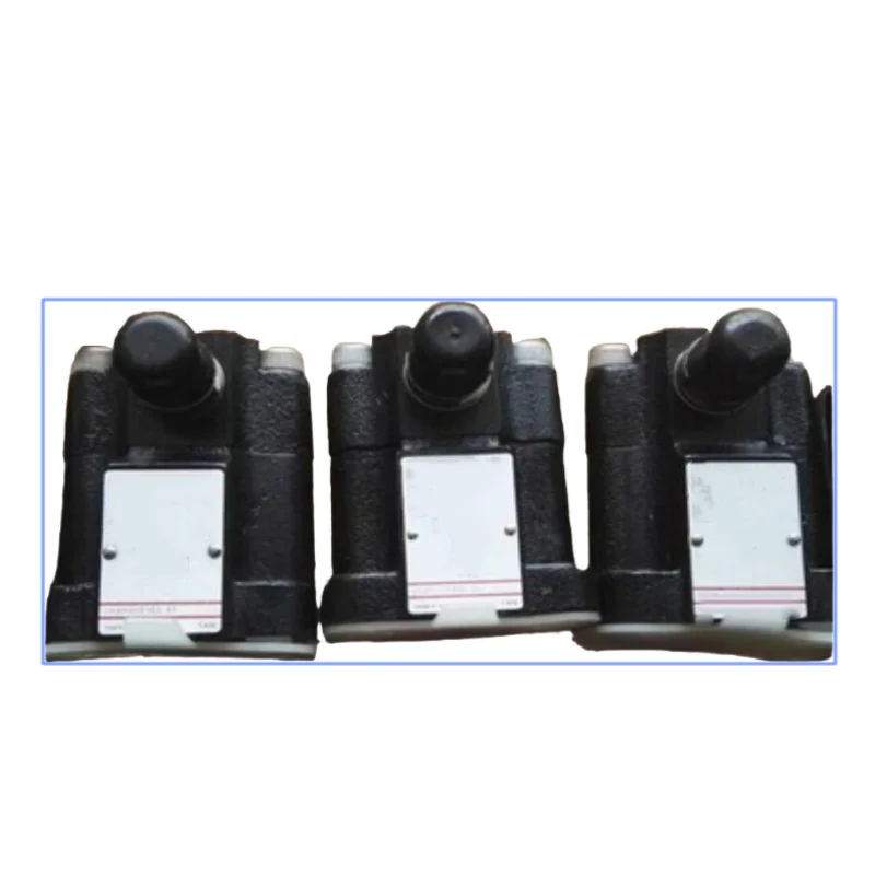 

Brand New Original Proportional Directional Control Valve RZME-A-010/315/18 RZME-A-010/210/18 RZME-A-010/100/18