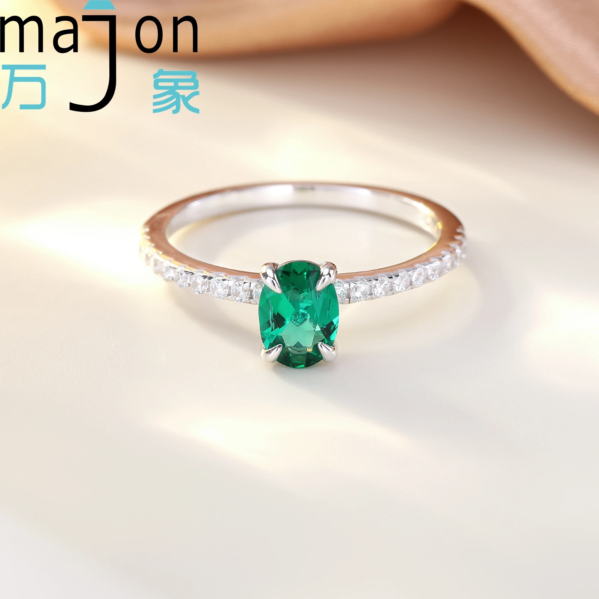 women's-minimalist-claw-setting-lab-diamond-zambian-emerald-egg-shaped-5-7mm-069ct-silver-plated-daily-wear-jewelry