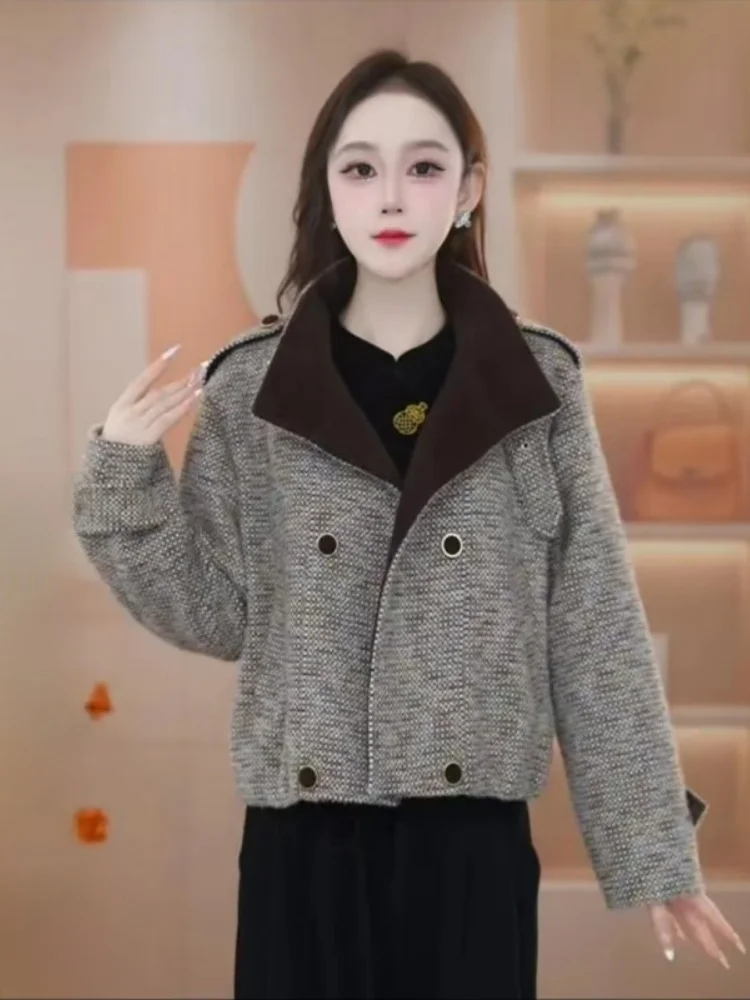 

New 2025 Women's Long Sve Casual Jaet Faionable Collar Mom's Clothing Spring Autumn Versatile Outerwear Polyester Fiber