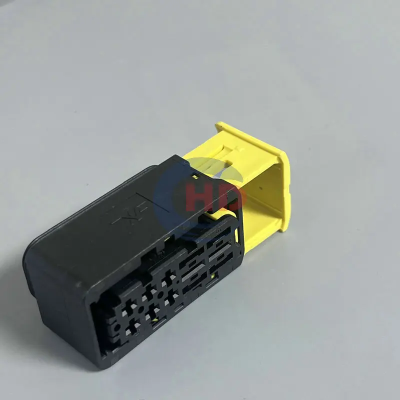 1-20 sets 8 Pin Waterproof Automotive Wiring Connector Shell  1-2299782-1
