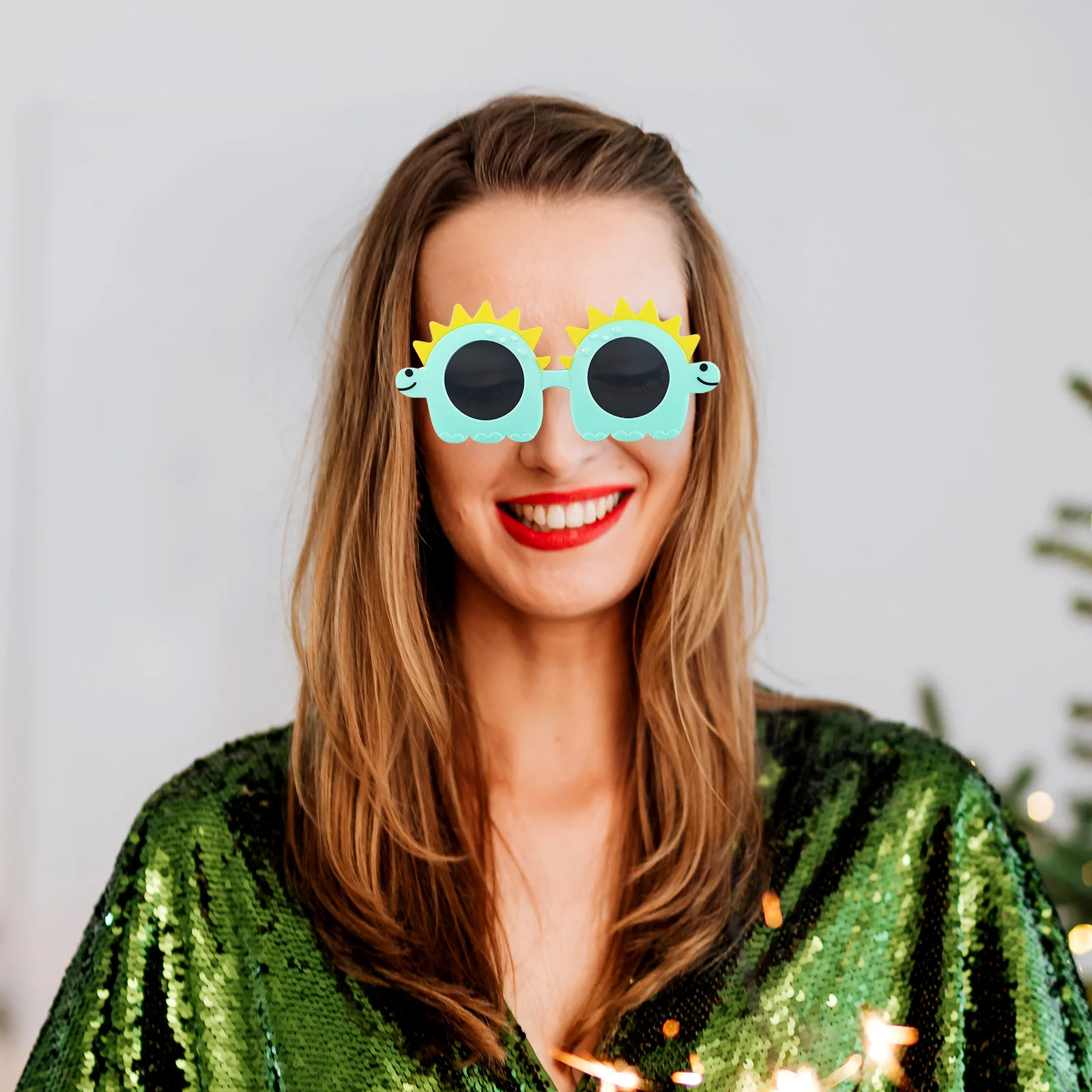 

4Pcs Stylish Funny Dinosaur Party Eyewear Creative Photo Prop Glasses for Cosplay Carnival Festival Party Glasses