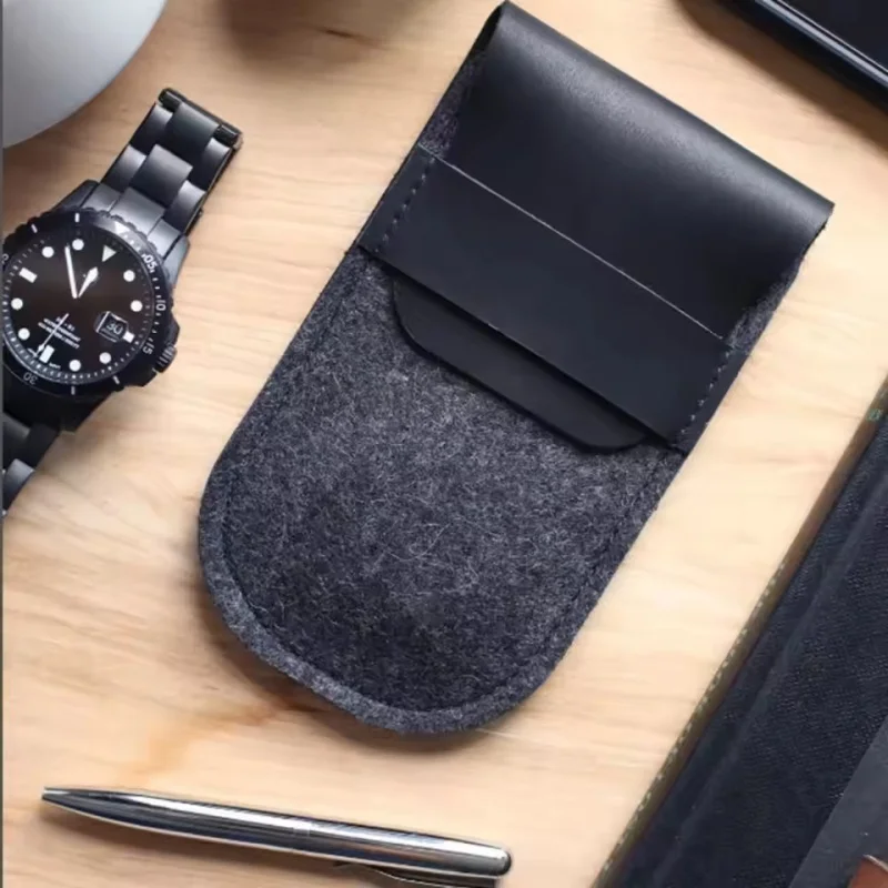 

2026 Charm New Felt Leather Watch Pouch Portable Dust Proof Protection Bag Travel Storage Organizer Gift