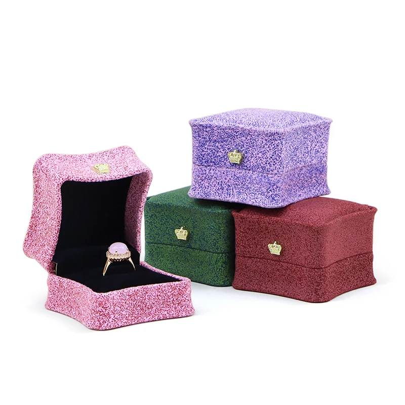 Velvet Crown Rings Box Geometry Square Flip Cover Ring Display Case Portable Rings Earrings Pendants Jewelry Storage Gifts Boxes