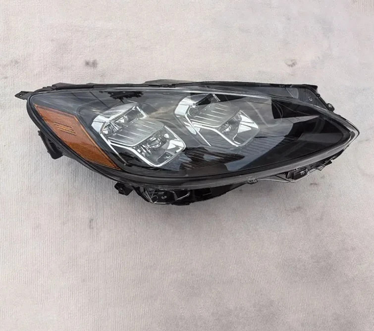 سعر البيع الجملة مصباح سيارة LJ6B-13W029-AF OEM LJ6B-13W030-AF مصباح السيارة الأمامي Led لفورد إسكيب 2020