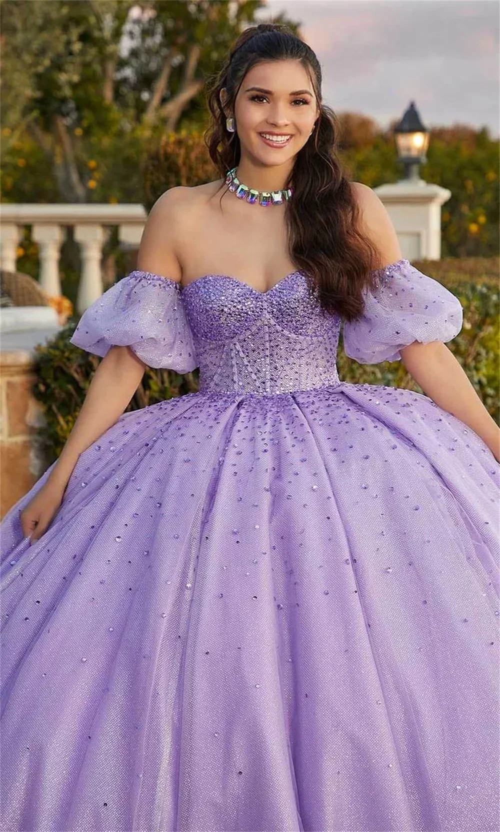 Elegant Off the Shoulder Tulle Ball Gown Prom Dress 2024 Stunning Puffy Sleeves and Floor Length Design  for Evening Events.