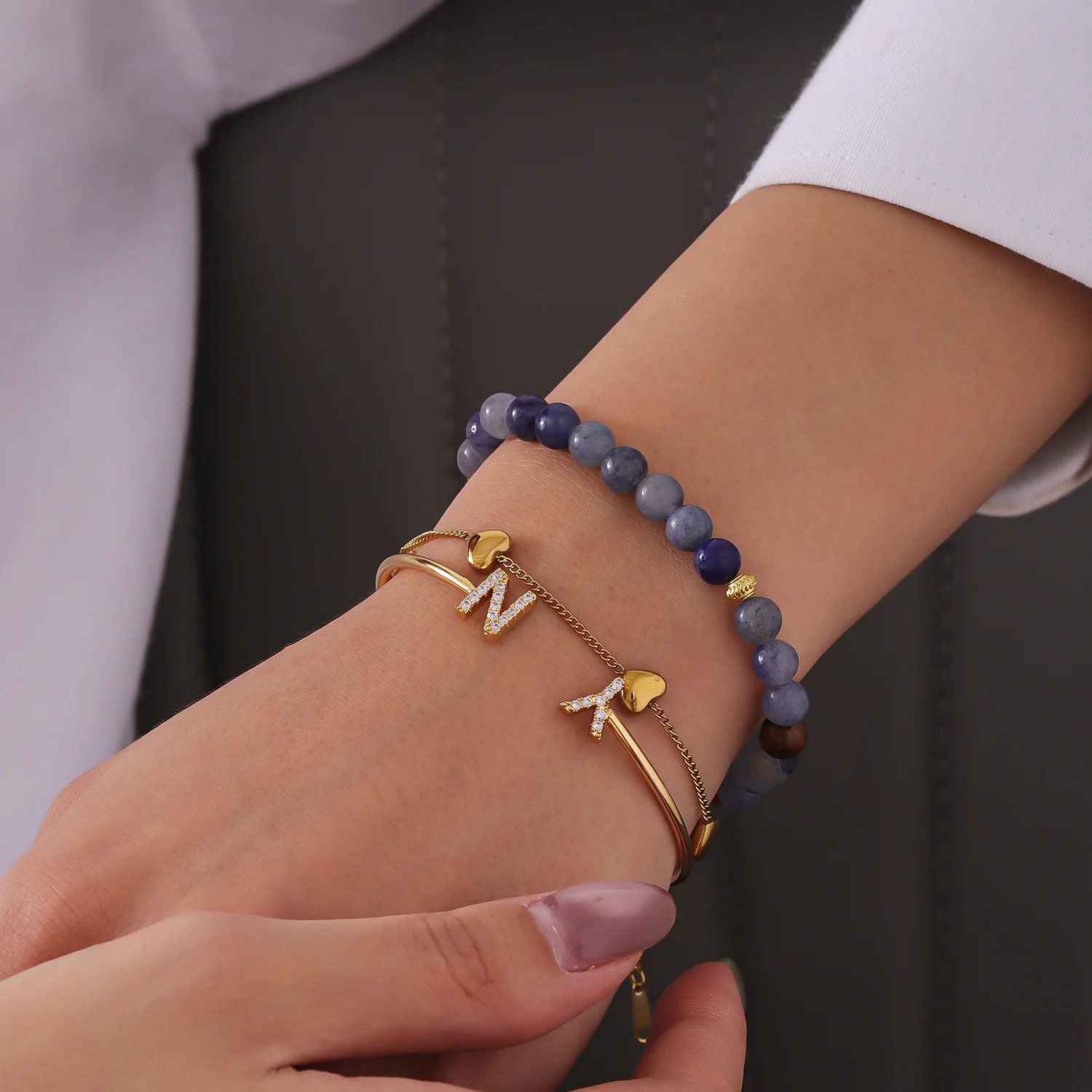 

Браслет с буквами из циркона на заказ, многослойная штабелируемая цепочка в форме сердца, 18-каратное золото, нержавеющая сталь, синяя хрустальная бусина, 2025 рождественский подарок