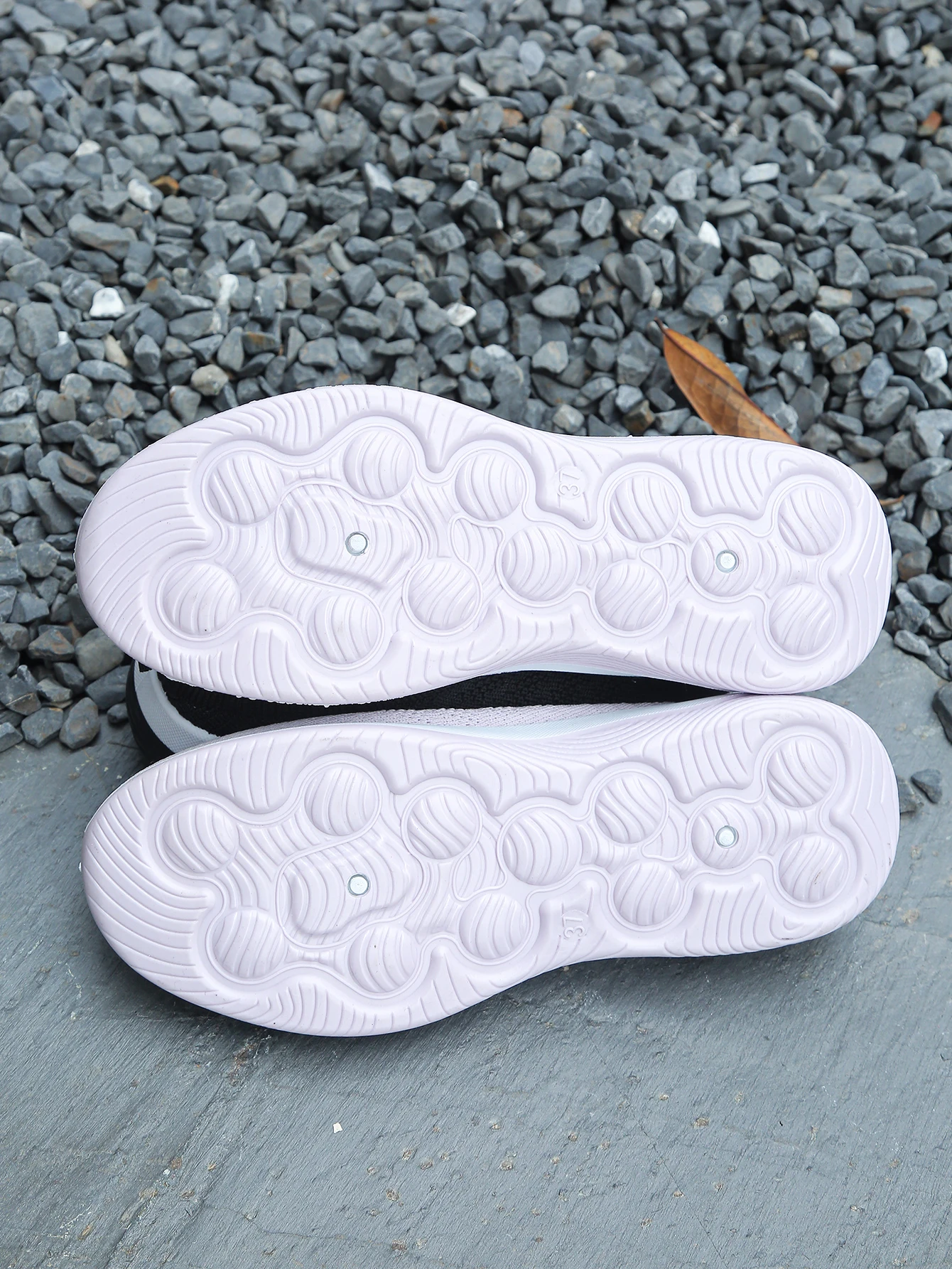 Große Größen Damen Rückenfreie Plateau-Sneaker mit Blumenstickerei, Mesh-Slipper, rutschfeste, bequeme Freizeit-Slipper für Senioren zum Gehen – Detail 23