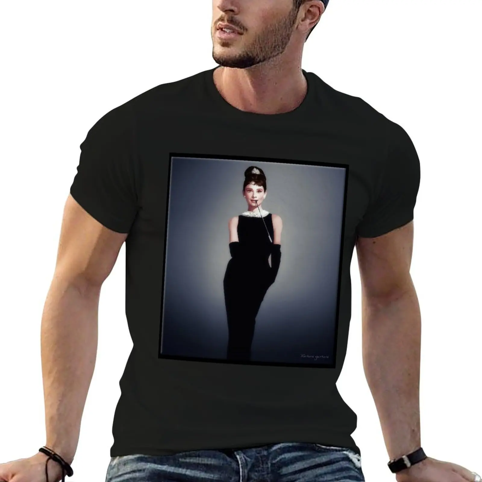 Audrey Hepburn T-Shirt oversize t-shirts man gifts for boyfriend men graphic t shirts