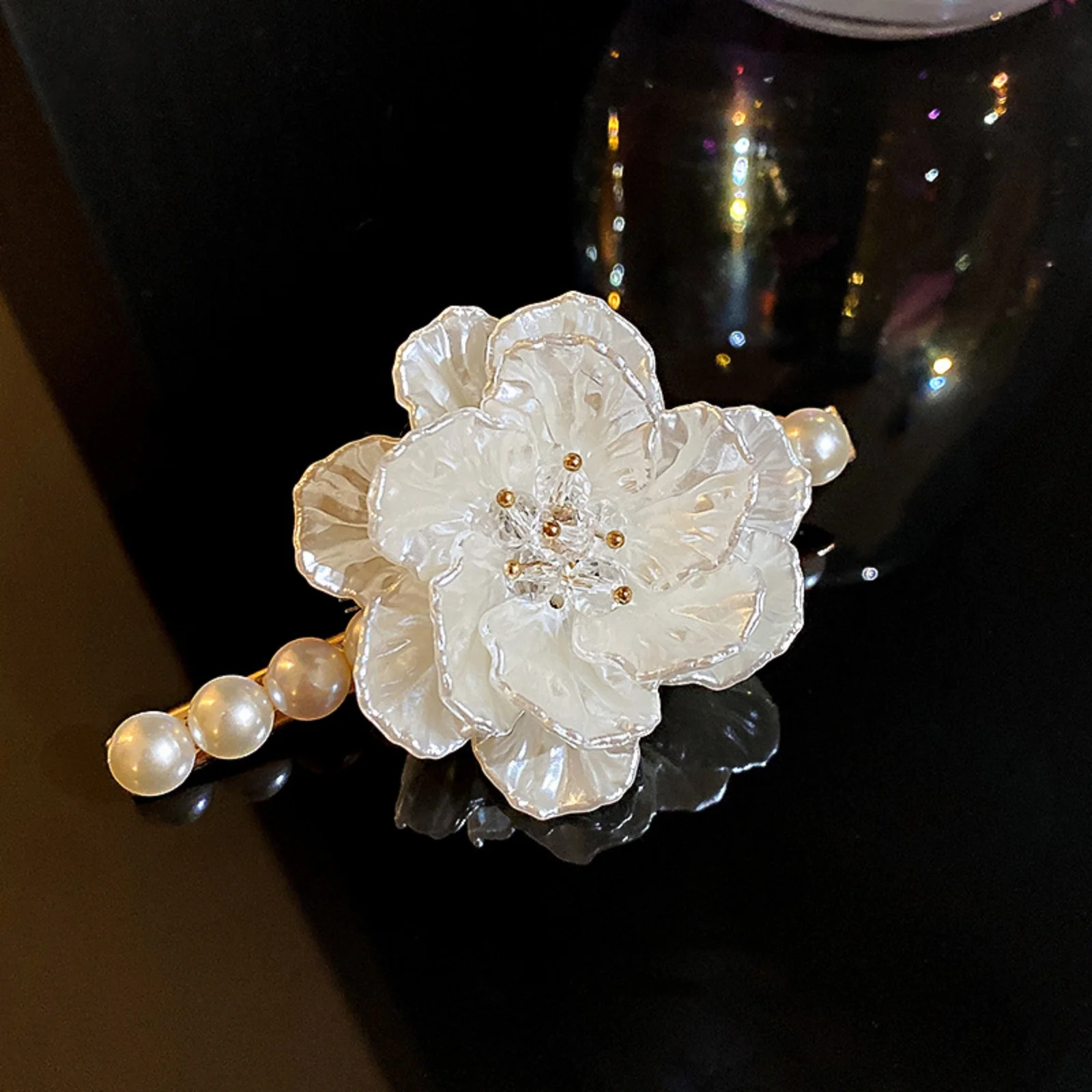 

1PC Simple Thin Style Hair Clip, Personalized Versatile Shiny Faux Pearl Flower Design, Perfect Side Bangs Duckbill Clip for Wom