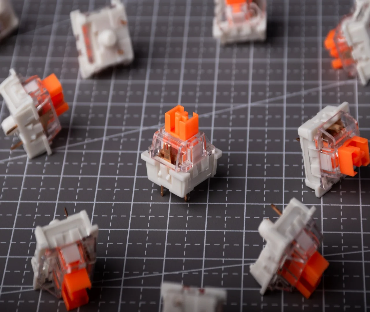 1pc Keyboard Switches Cream Orange Pro Keyboard Switch DIY Mechanical Keyboard Switch 45GF 3-pin Linear Switches Outemu Axis