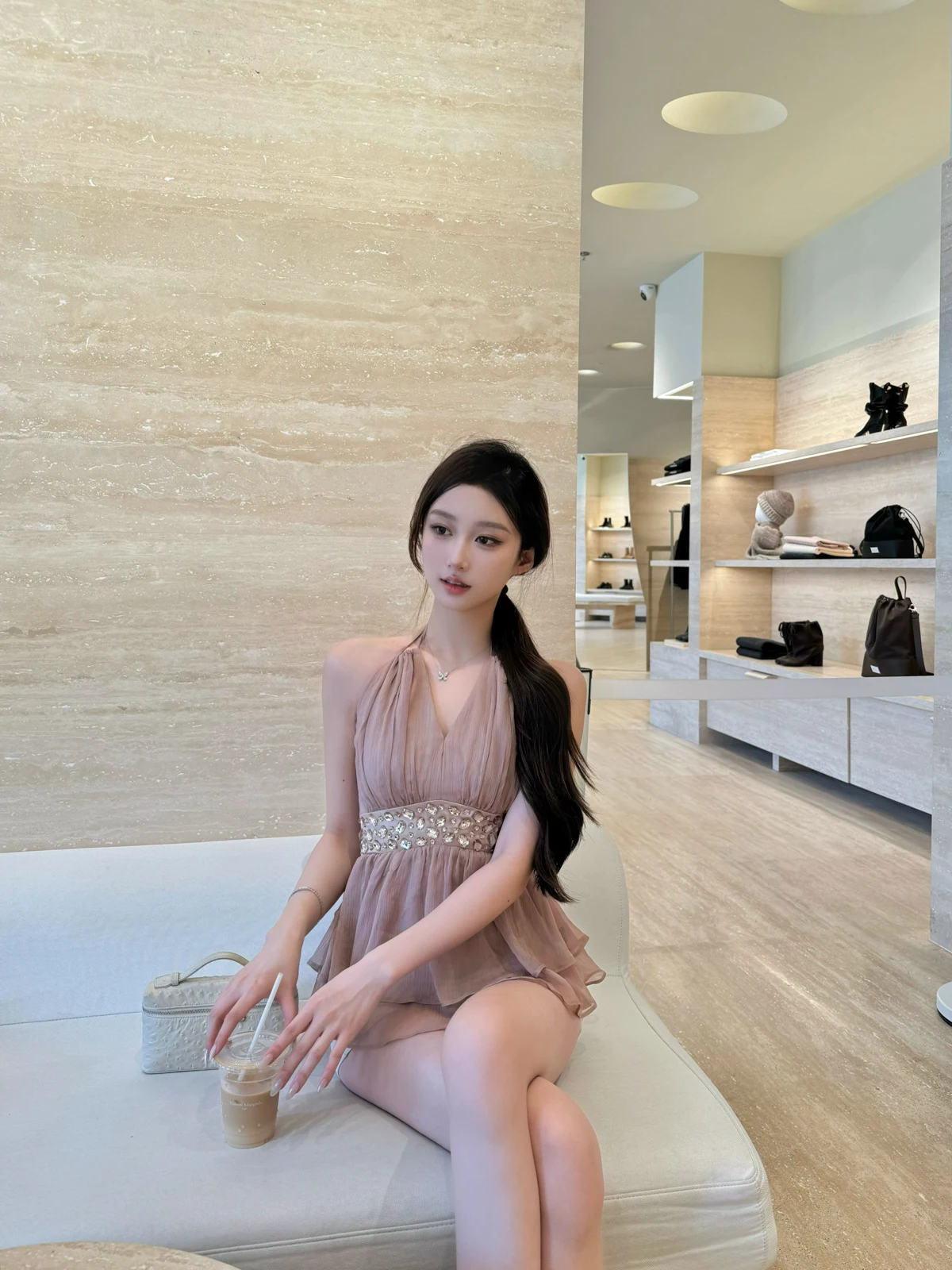 

JUNSTUDIO Женский утягивающий топ-жилет с высокой талией, плиссированный, на бретельках, со стразами, средней длины, в стиле ранней эстетики