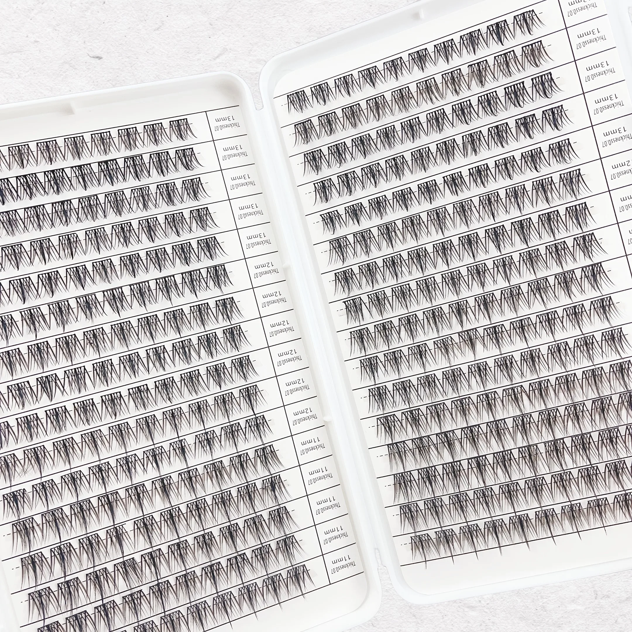 320 คลัสเตอร์อายแลชบุ๊ค - ขนตา - Eyelash Extension Anime Style บทวิจารณ์และราคา