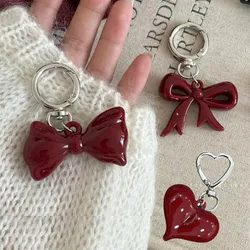 Retro Exquisite Red Heart Keychain Bag Charm Pendant Y2K Sweet Bow Phone Pendant Car Keyring Hanging Ornament Accessories Gifts
