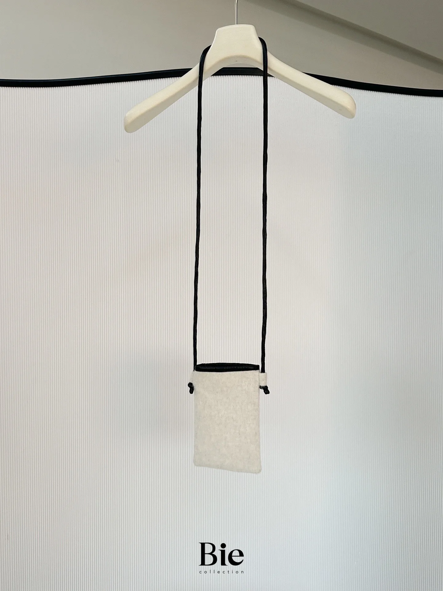 

Lightweight Woolen Crossbody Bag for Women Casual Versatile Small Phone Bag Soft Foldable oulder Bag with Mobile Phone ket