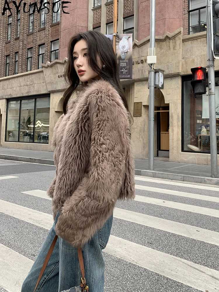 AYUNSUE 2025 Winter Shearling Jacket Woman Natural Wool Jackets for Women Clothes Short Luxury Fur Jacket Woman Кофта С Мехом