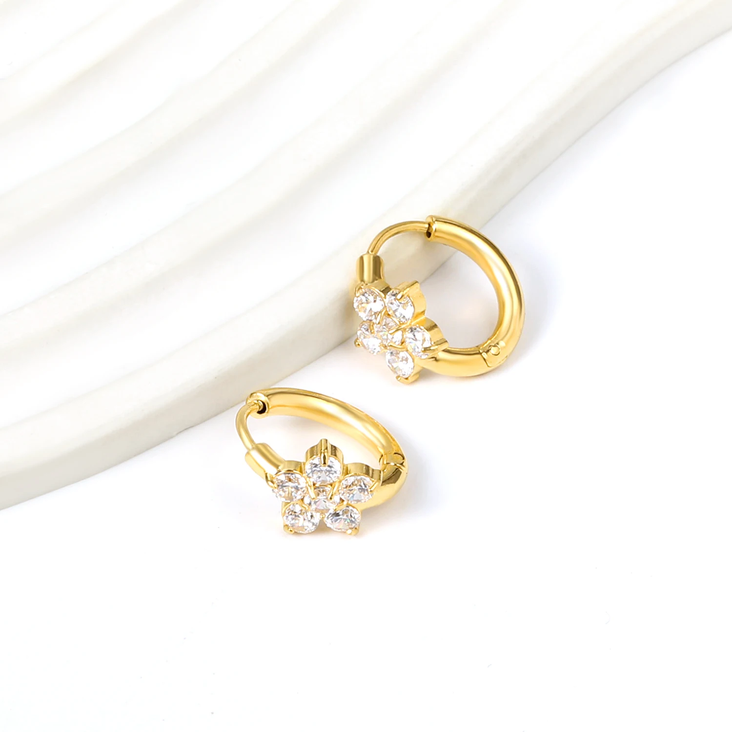 LUXUSTEEL Flower Shape Metal Hoop Earrings Crystal Stainless Steel Stud Earrings for Women Girls Female Earring Jewelry