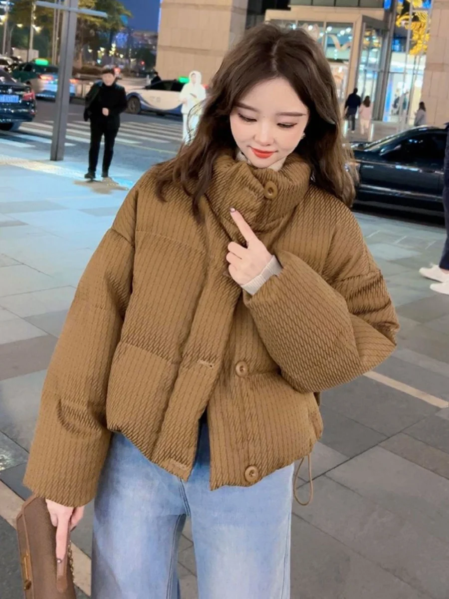 2023 Winter Women's Down Coat Short Lapel Fashionable Thick White Duck Down Warm Jacket for Small Stature