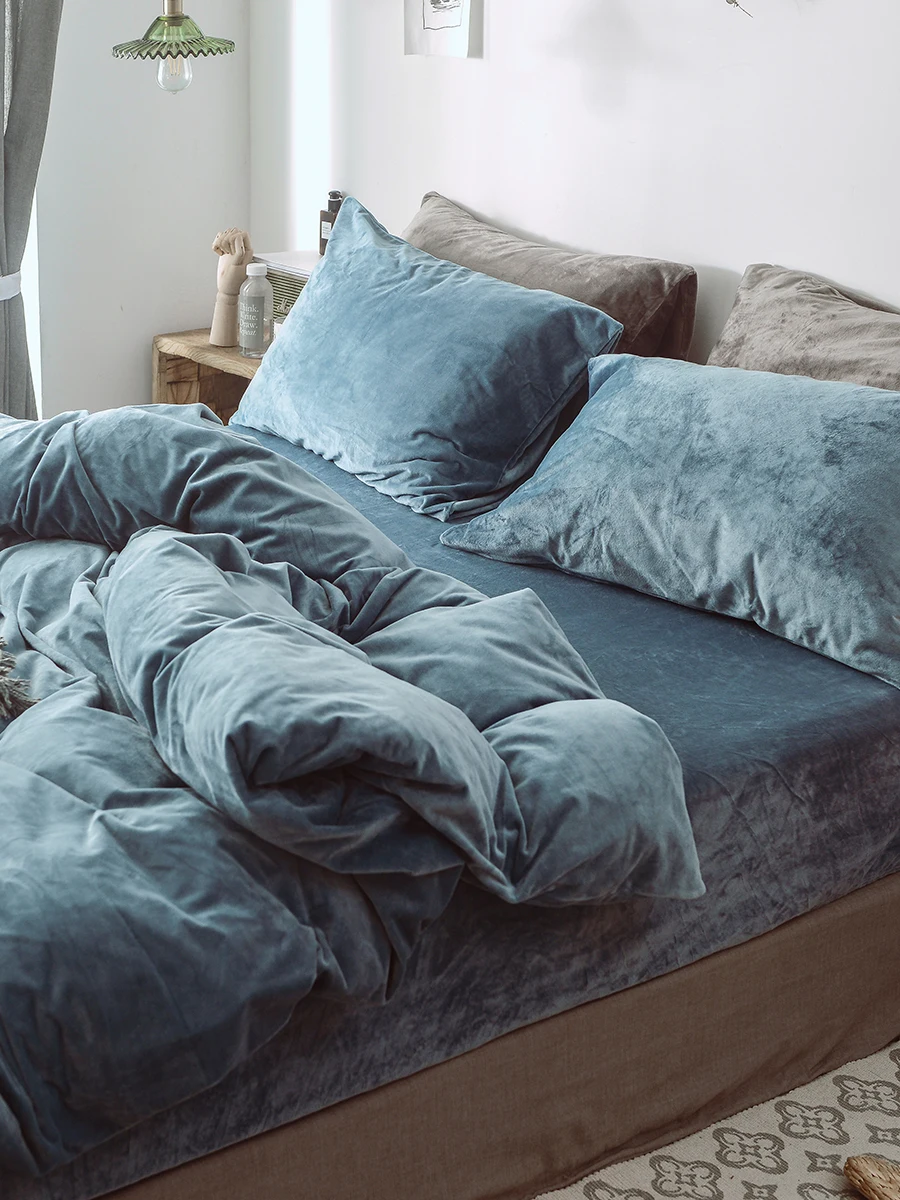 Thiened Warm Velvet Double-Sided Coral Fce Bedding Set Anti-Static ort Plu Quilt Cover Tee-Piece Set Four-Piece Set