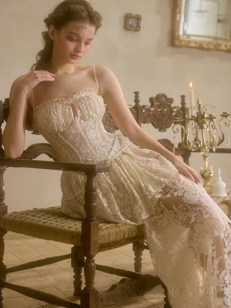 Ensemble jupe Dr en dentelle brodée douce et lourde, t-shirt façons de porter une jupe princesse française d'été sans col carré Sve