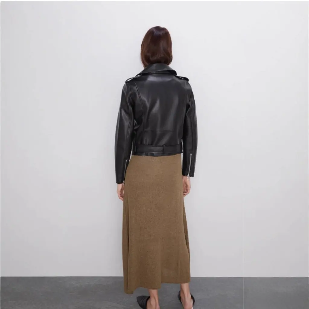 Jaqueta feminina de couro pu estilo europeu e americano, tipo motocicleta de moda de rua com zíper diagonal e bolso com aba