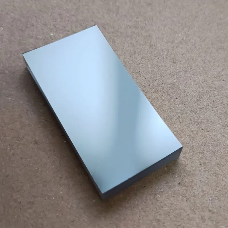 37x15mm Plano-Concave Reflector Focal Length 70mm UV-Enhanced Aluminum Coating on Concave Surface