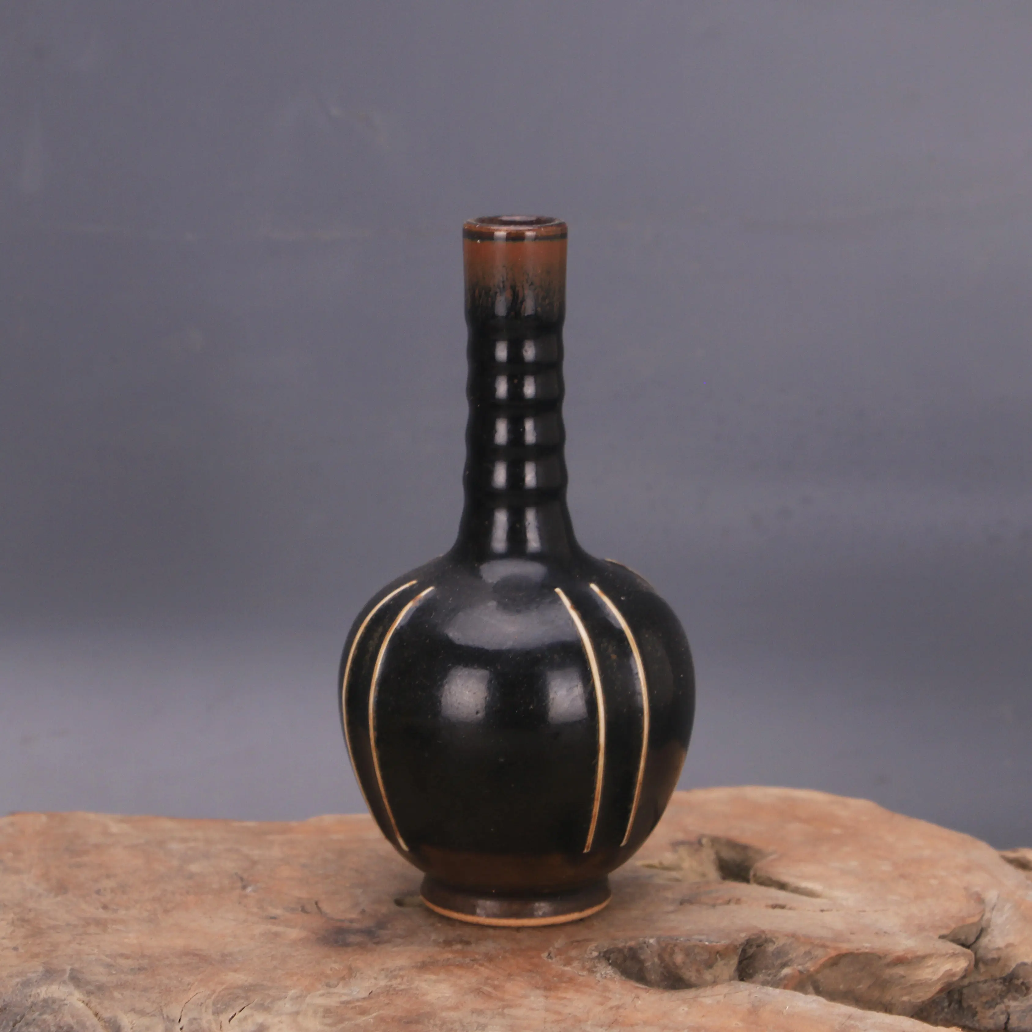 Song Dynasty Jian Ware Black Gold Rust Stripe Porcelain Garlic Head Vase Handmade Chinese Antique Style Home Decor
