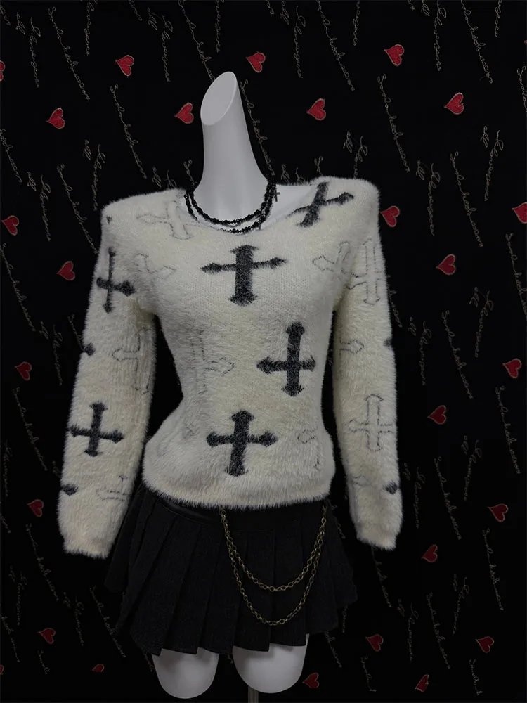 

Faionable Korean Sle Knitted Sweater V-Ne Slim Fit Cross Design Warmth Comfortable Cotton Blend Long Sve Top