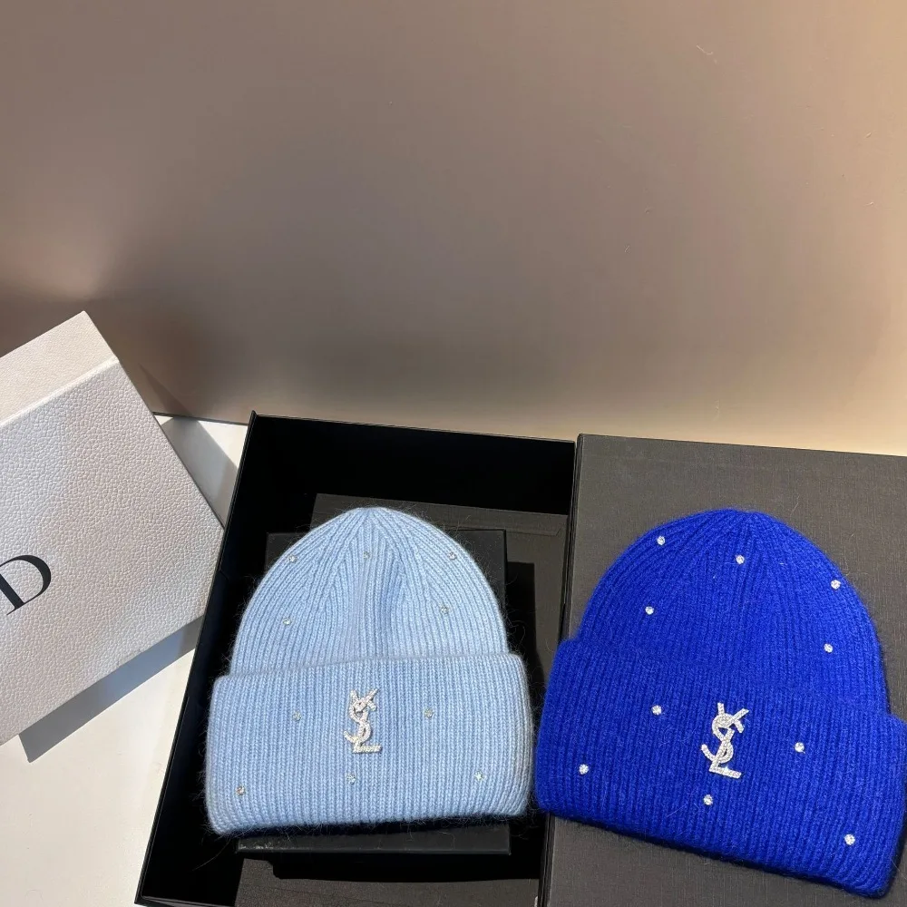 ​ ​ الشتاء حجر الراين الأزياء الأرنب الفراء متماسكة قبعة دافئة مع الأذن اللوحات ضوء الفاخرة الوجه التخسيس قبعة صغيرة ناعمة ​ ​