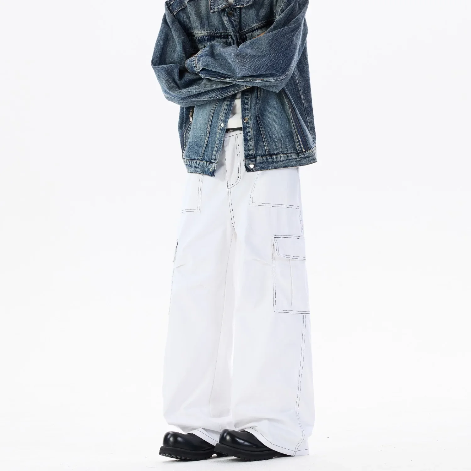 Men's Japanese Streetwear Jeans Loose Straight Leg Vintage Denim Pants Minimalist Casual Baggy Trousers