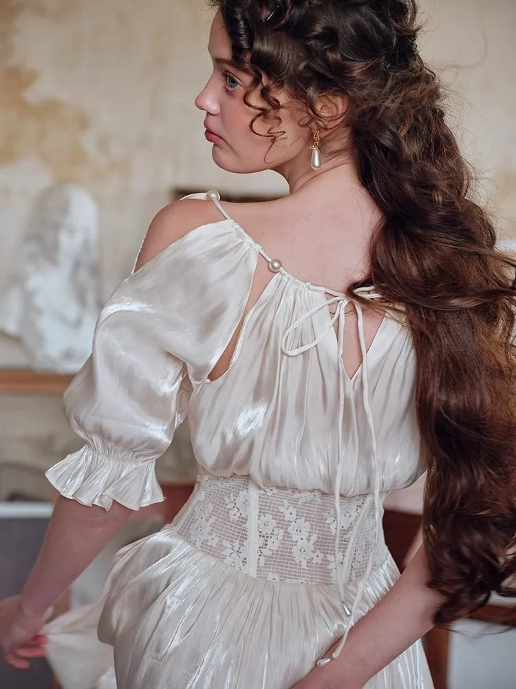 REDDACHiC 르네상스 여성 할로우 레이스 허리 트레이너 드레스 새틴 광택 퍼프 슬리브 미디 롱 드레스 파티 요정 여름 옷