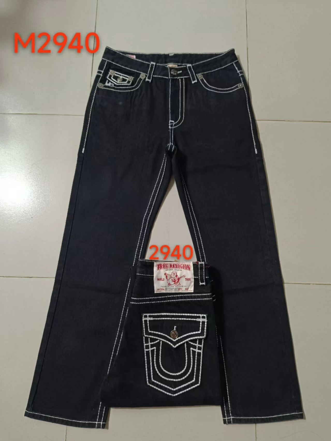 Black white label m2940