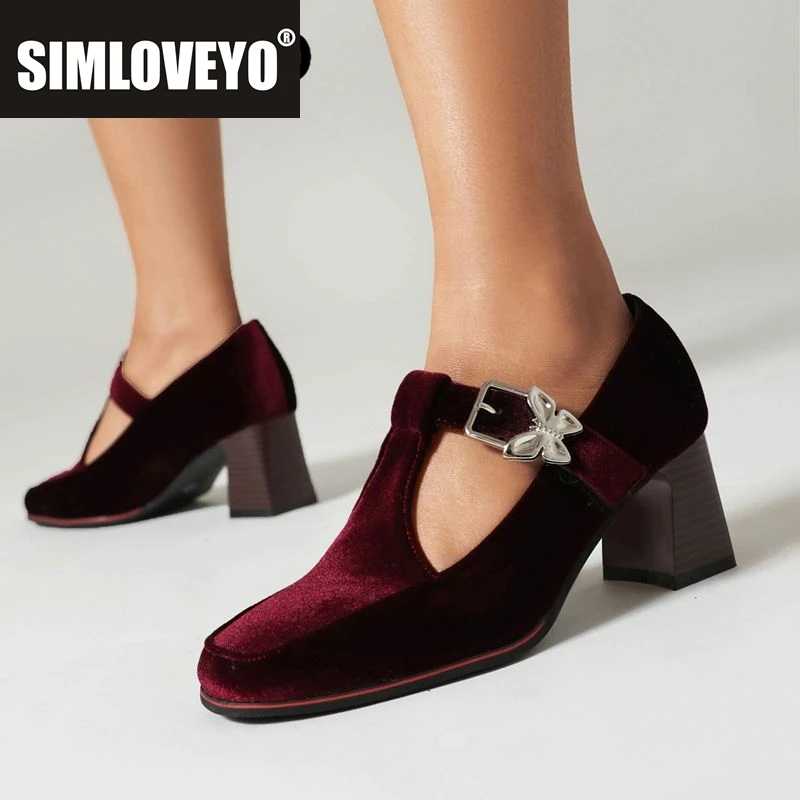 

SIMLOVEYO Бархатные туфли Мэри Джейн с Т-образным ремешком и металлической пряжкой, классические туфли Мэри Джейн с квадратным носком на блочном каблуке 6 см, большие размеры 40, 41 42 43