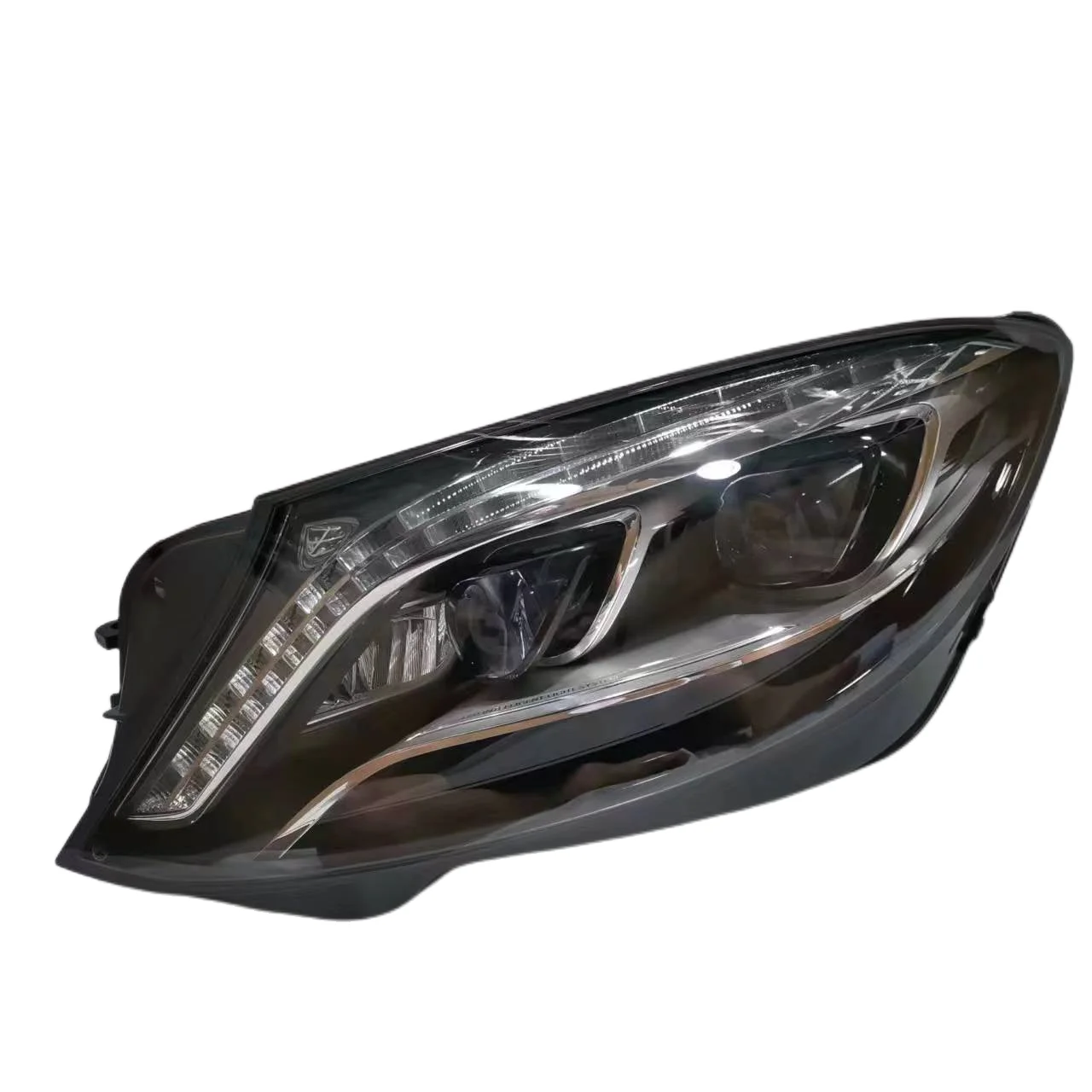 

Applicable to the modification and upgrading of S-class original headlights of auto parts W222 2016.