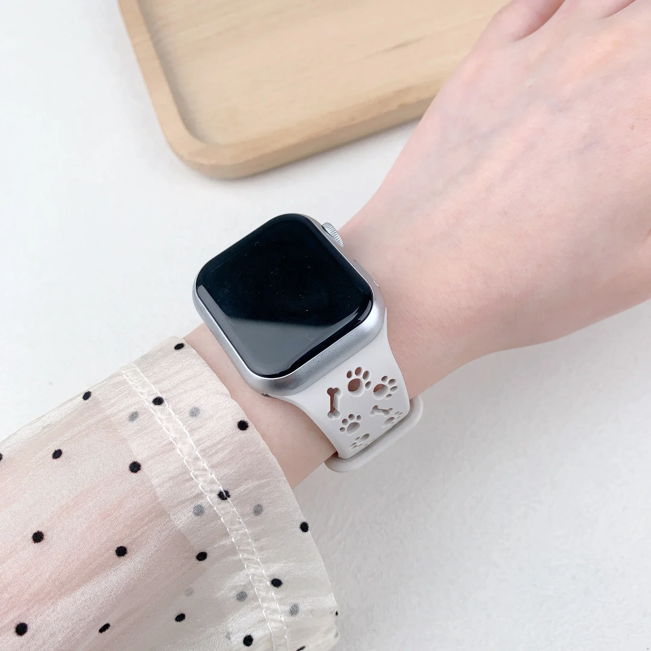 애플 워치 밴드용 강아지 발바닥 실리콘 스트랩 49mm 46mm 45mm 44mm 41mm 40mm 38mm 시리즈 11 10 9 8 7 6 5 4 3 SE Ultra3용 팔찌
