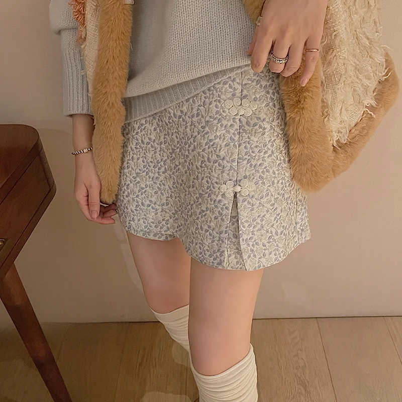 

Рекомендованная VIMAS новая китайская юбка-шорты с вышивкой, объемной техникой и тканью с эффектом 3D для женщин